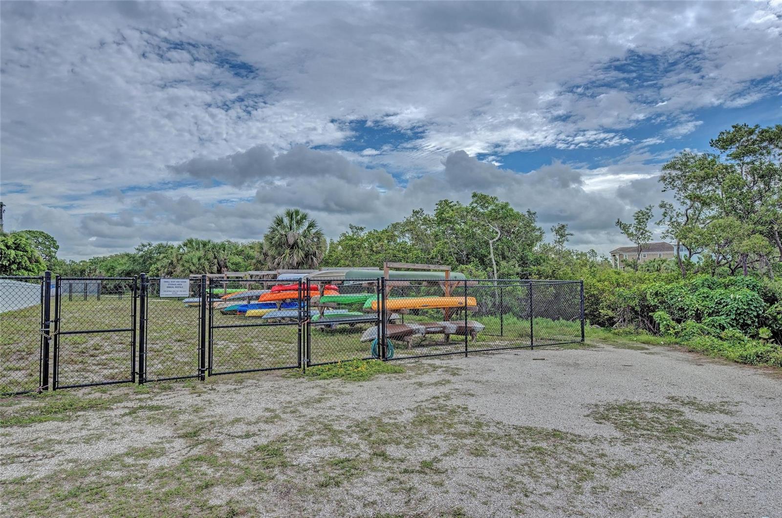 BAYSHORE GARDENS SEC 4 - Residential