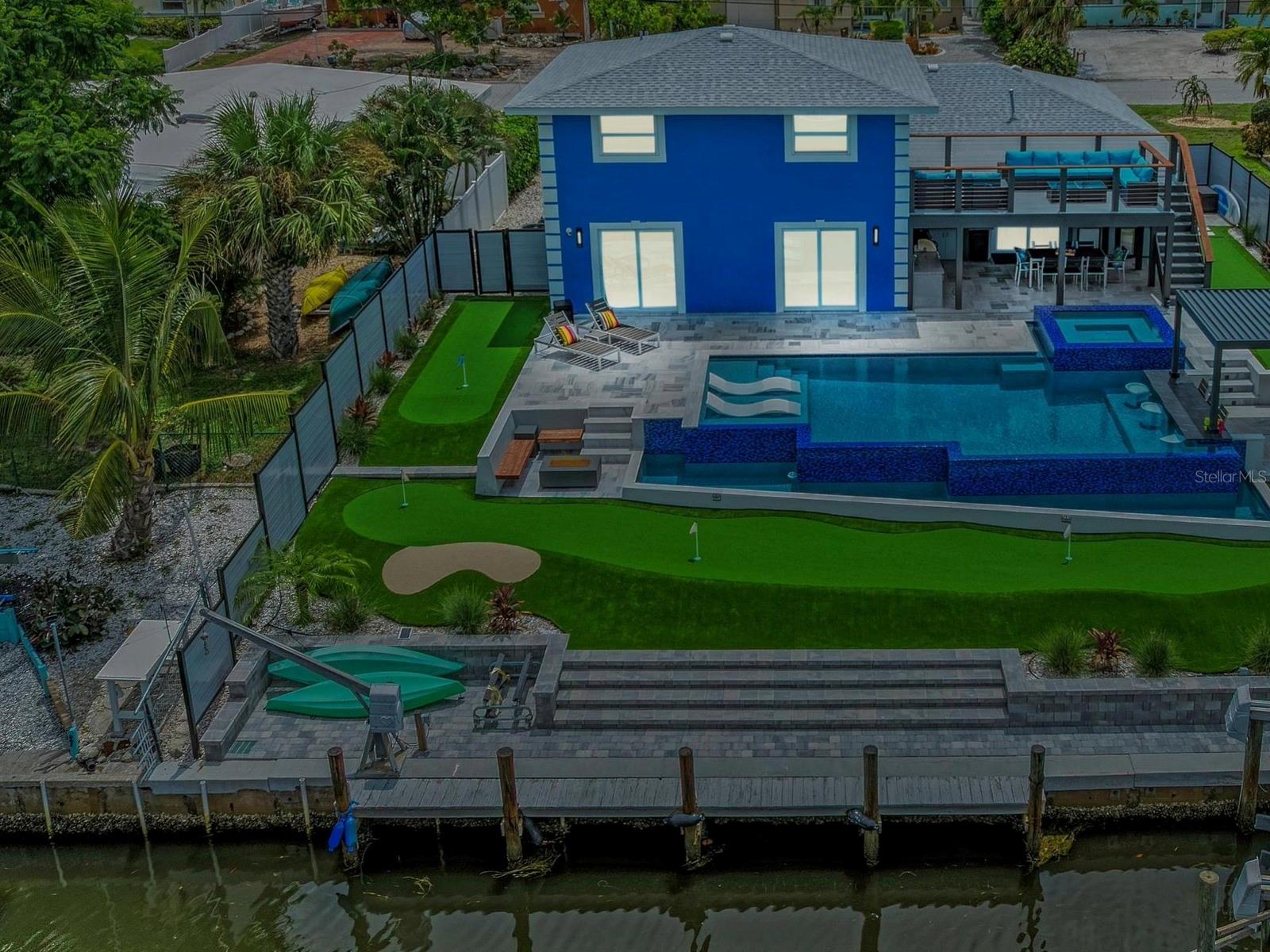 BAYSHORE GARDENS SEC 4 - Residential