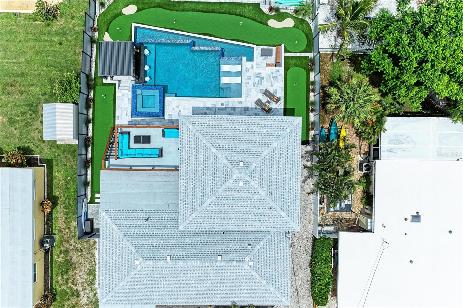BAYSHORE GARDENS SEC 4 - Residential