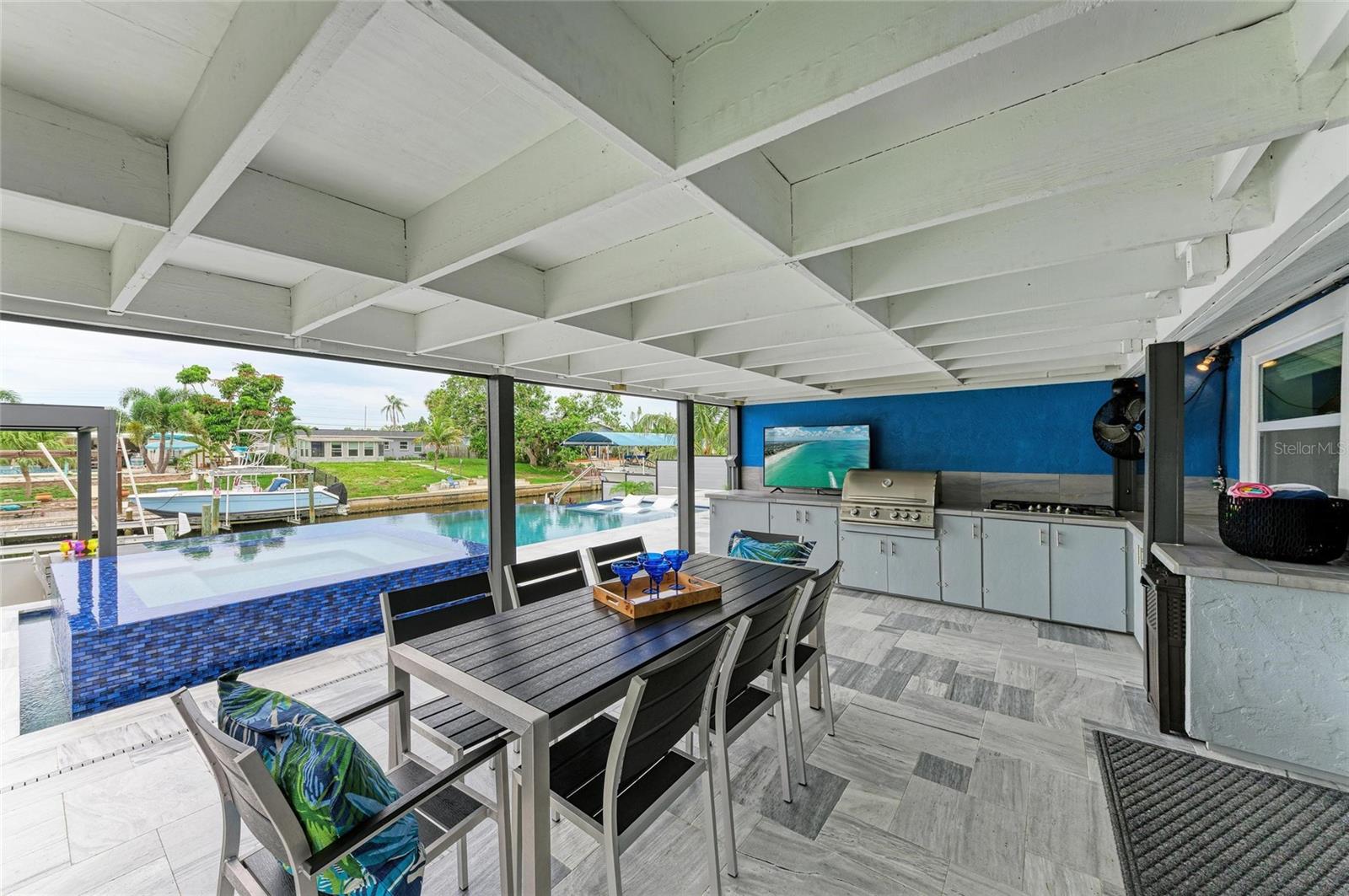 BAYSHORE GARDENS SEC 4 - Residential