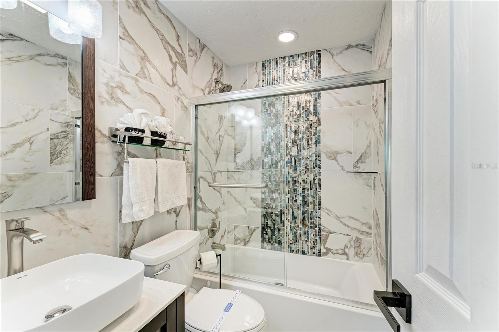 BAYSHORE GARDENS SEC 4 - Residential