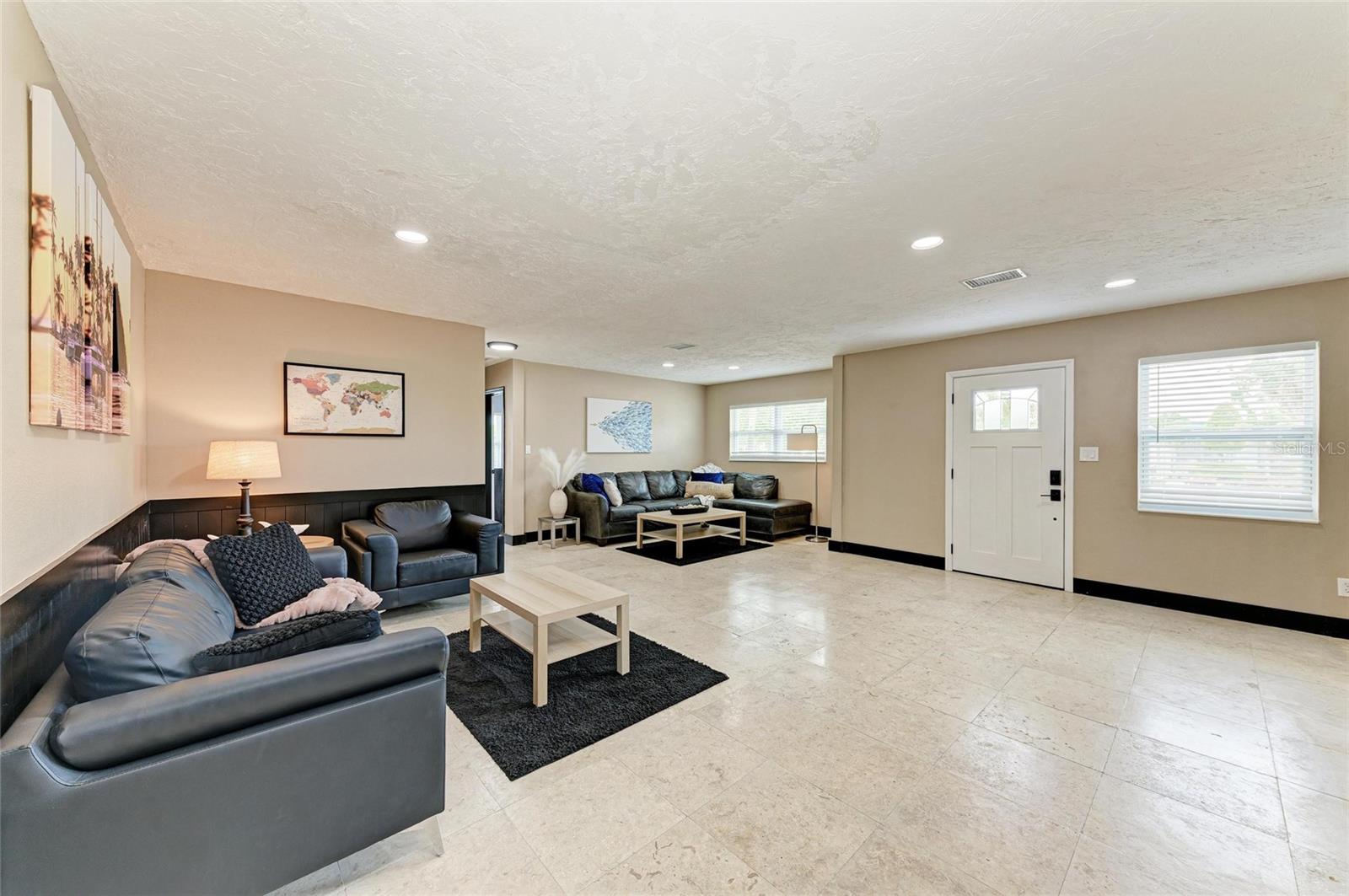 BAYSHORE GARDENS SEC 4 - Residential
