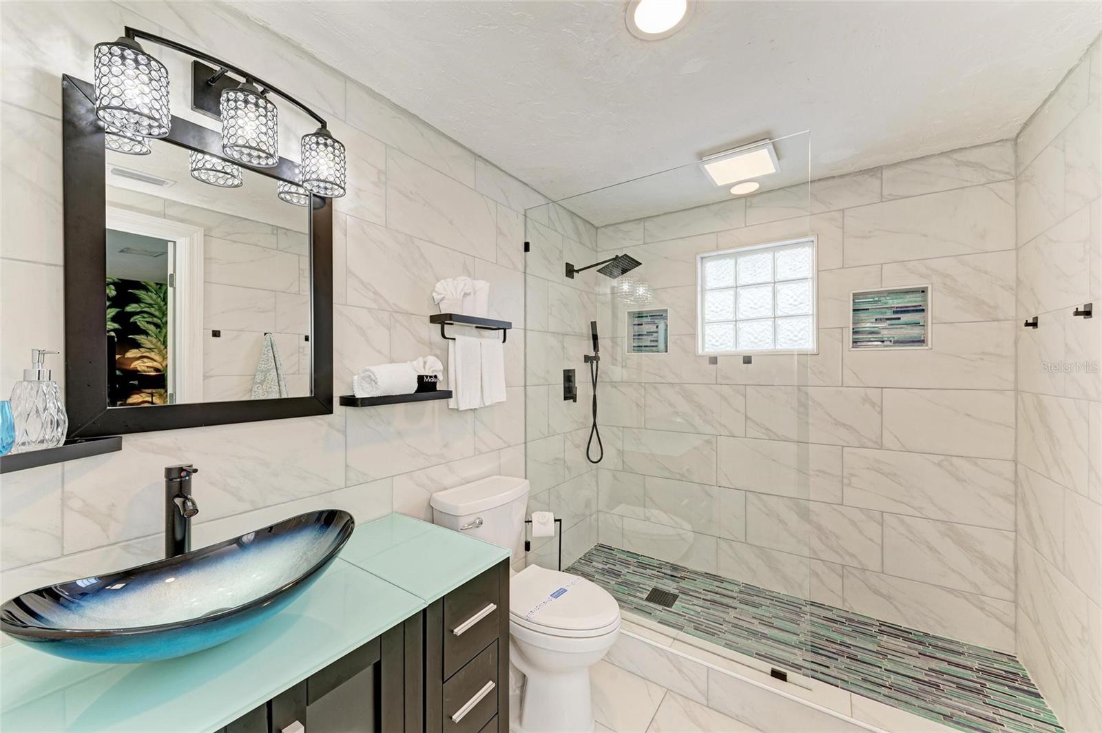 BAYSHORE GARDENS SEC 4 - Residential