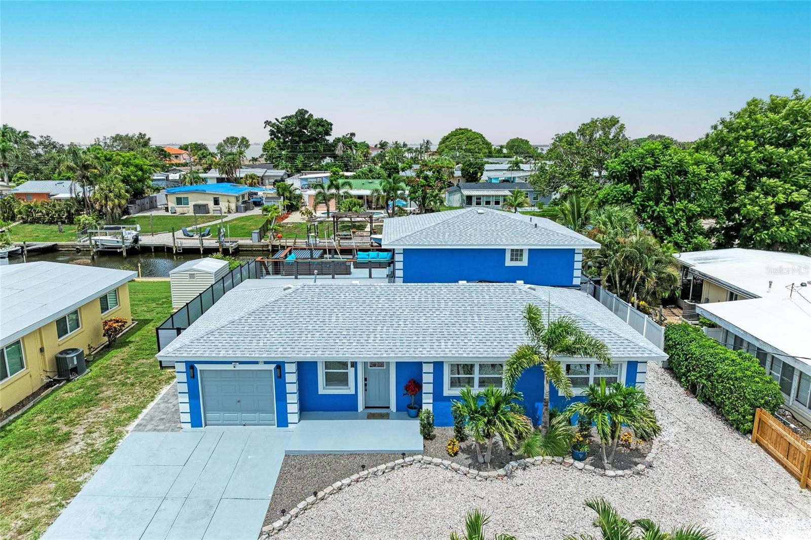 310 BRYN MAWR ISLAND