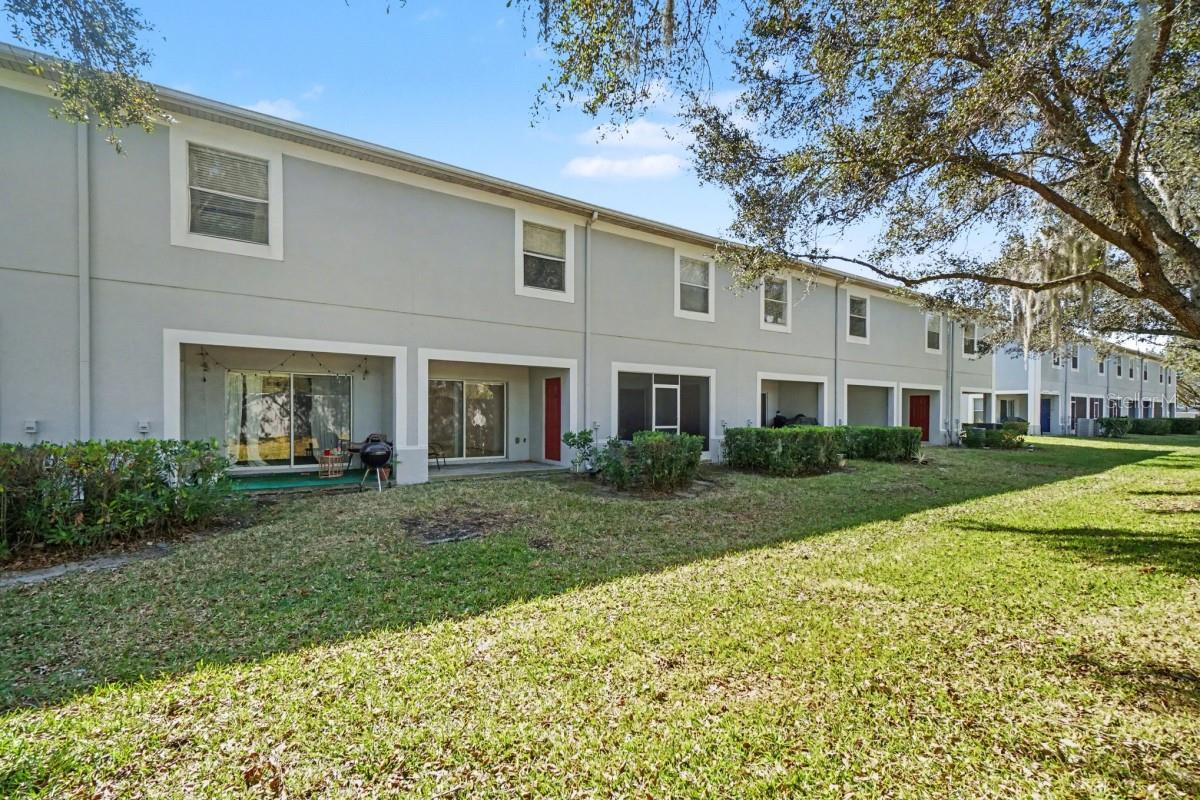 SAVANNAH PINES CONDO PH 1 - Residential