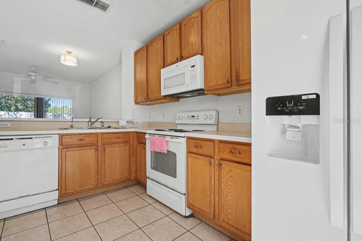 SAVANNAH PINES CONDO PH 1 - Residential