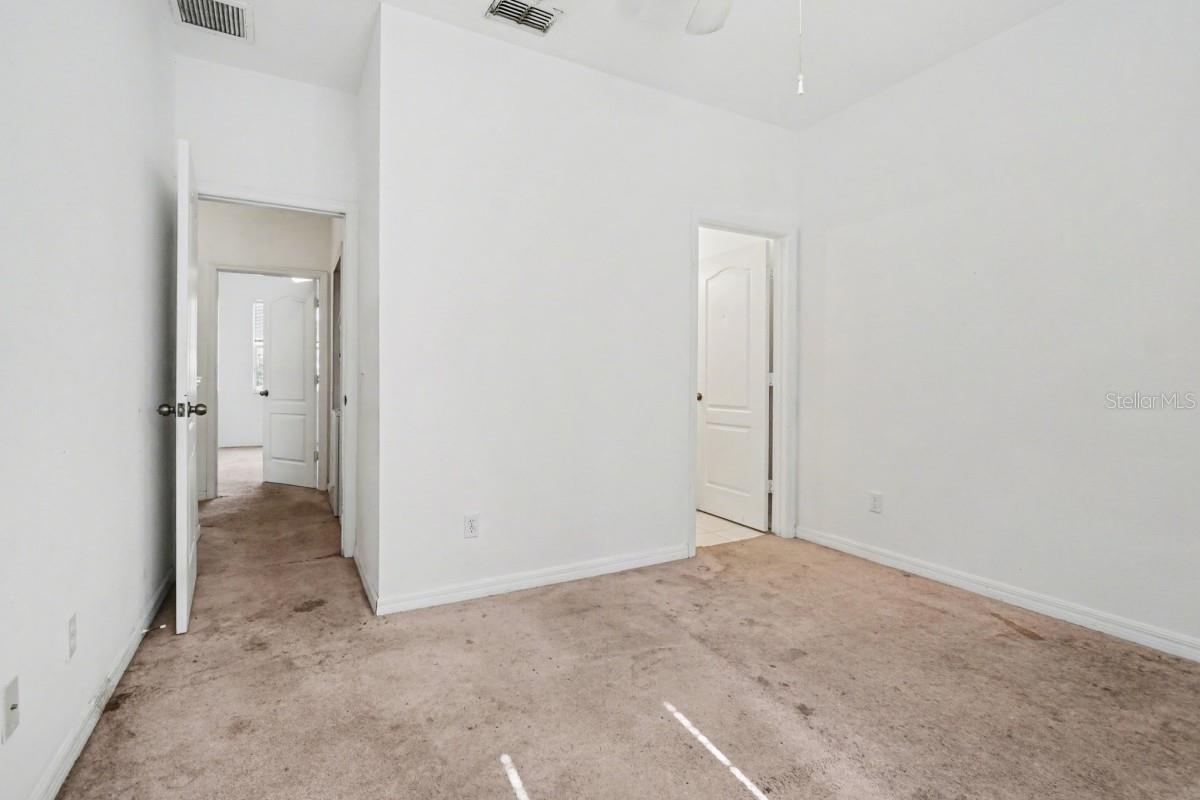 SAVANNAH PINES CONDO PH 1 - Residential