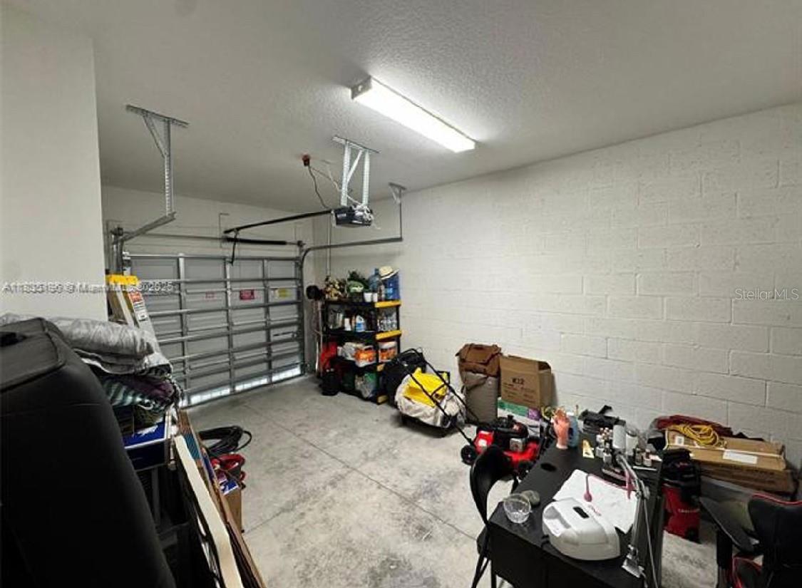 PARKER POINTE SUB - Residential