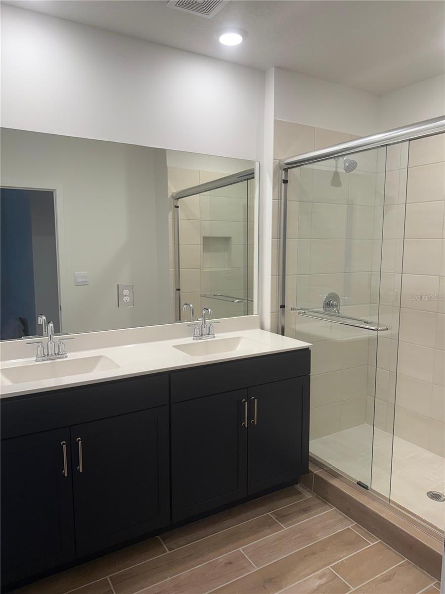 PARKER POINTE SUB - Residential