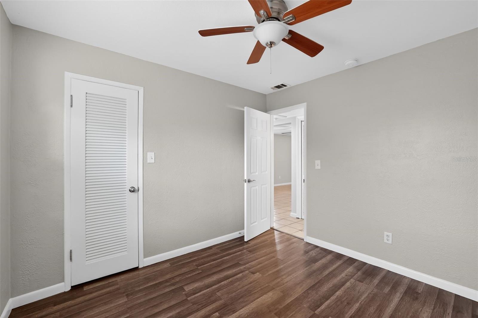 CENTRAL OAK PARK - Residential