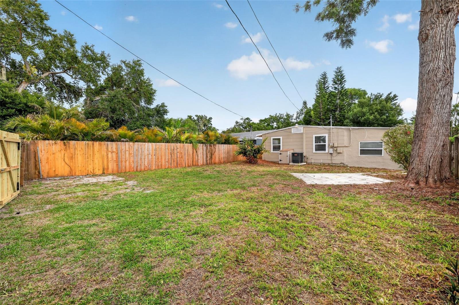 CENTRAL OAK PARK - Residential