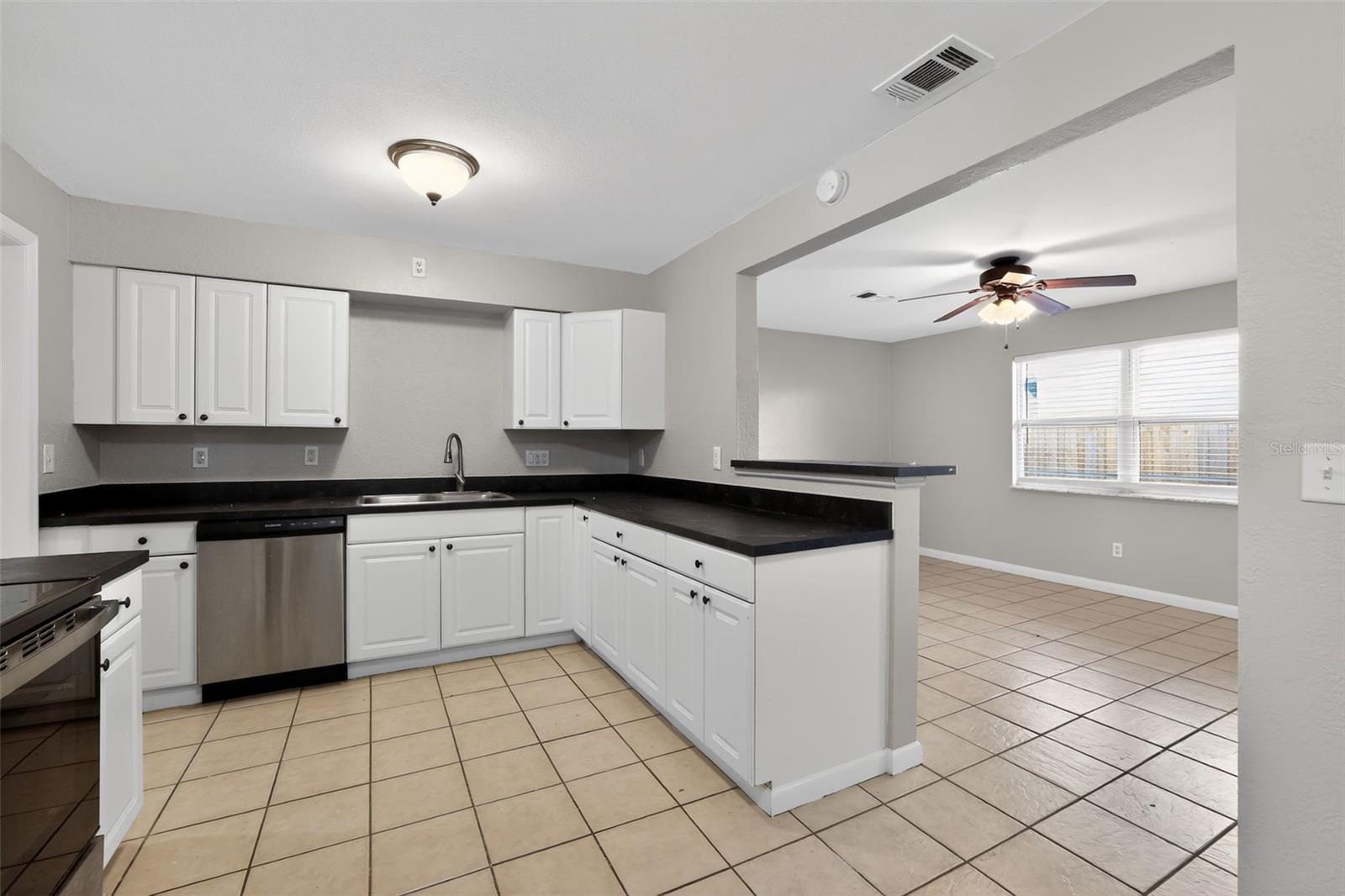 CENTRAL OAK PARK - Residential
