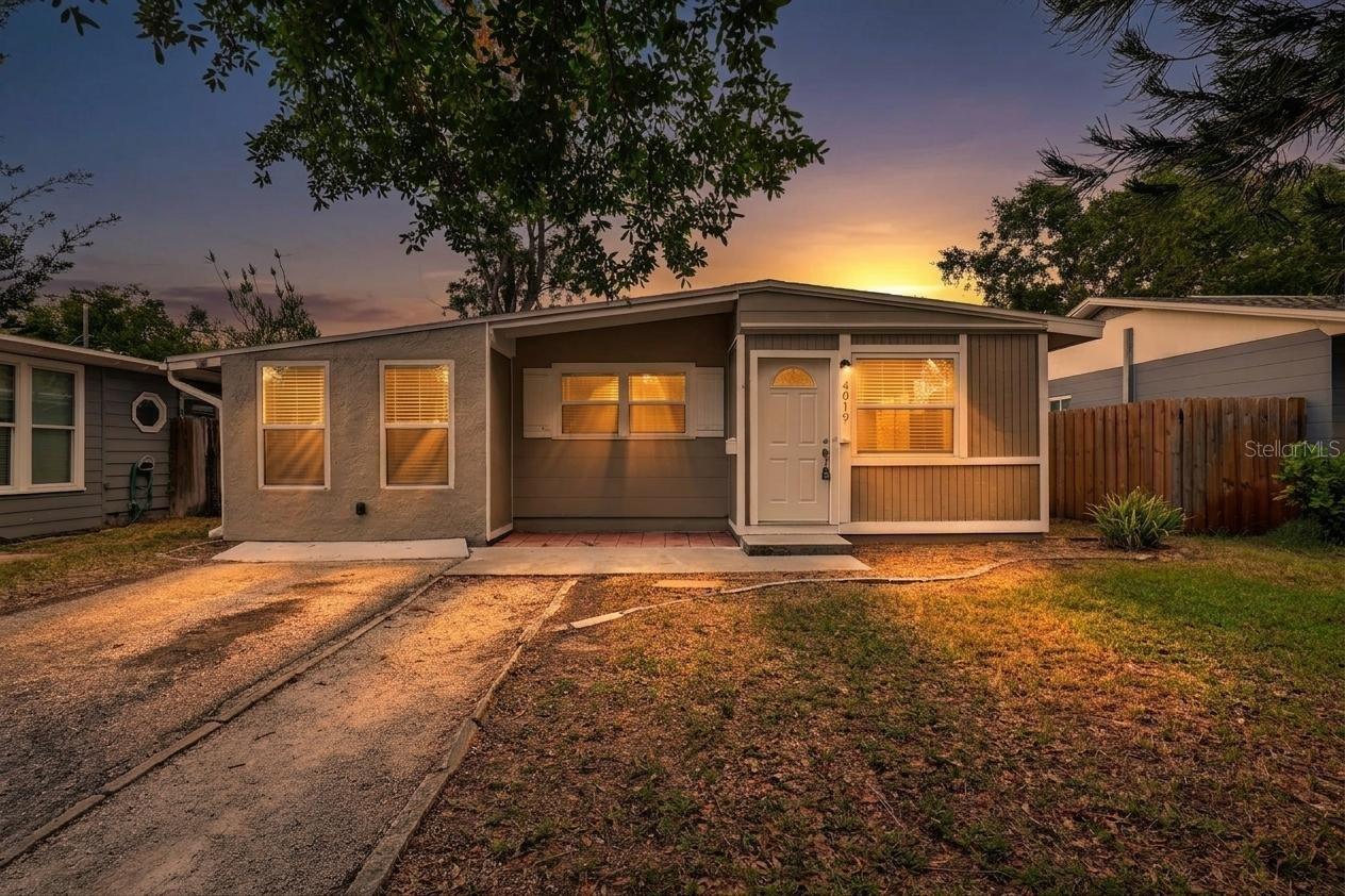 CENTRAL OAK PARK - Residential