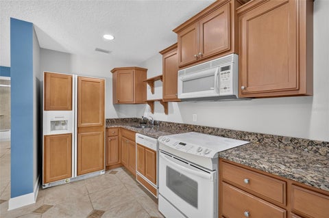 Tiny photo for 580 W 10th Avenue, Mount Dora, FL 32757 (MLS # G5117607)