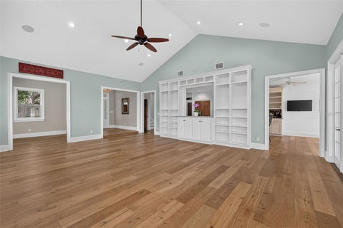 Tiny photo for 580 W 10th Avenue, Mount Dora, FL 32757 (MLS # G5117607)