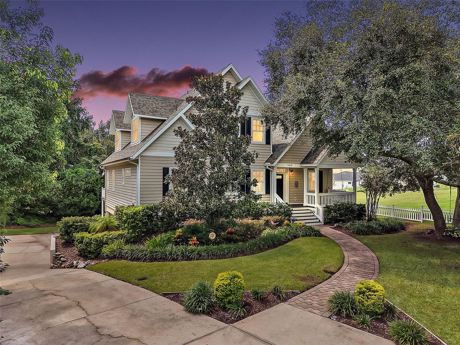 580 W 10TH AVENUE