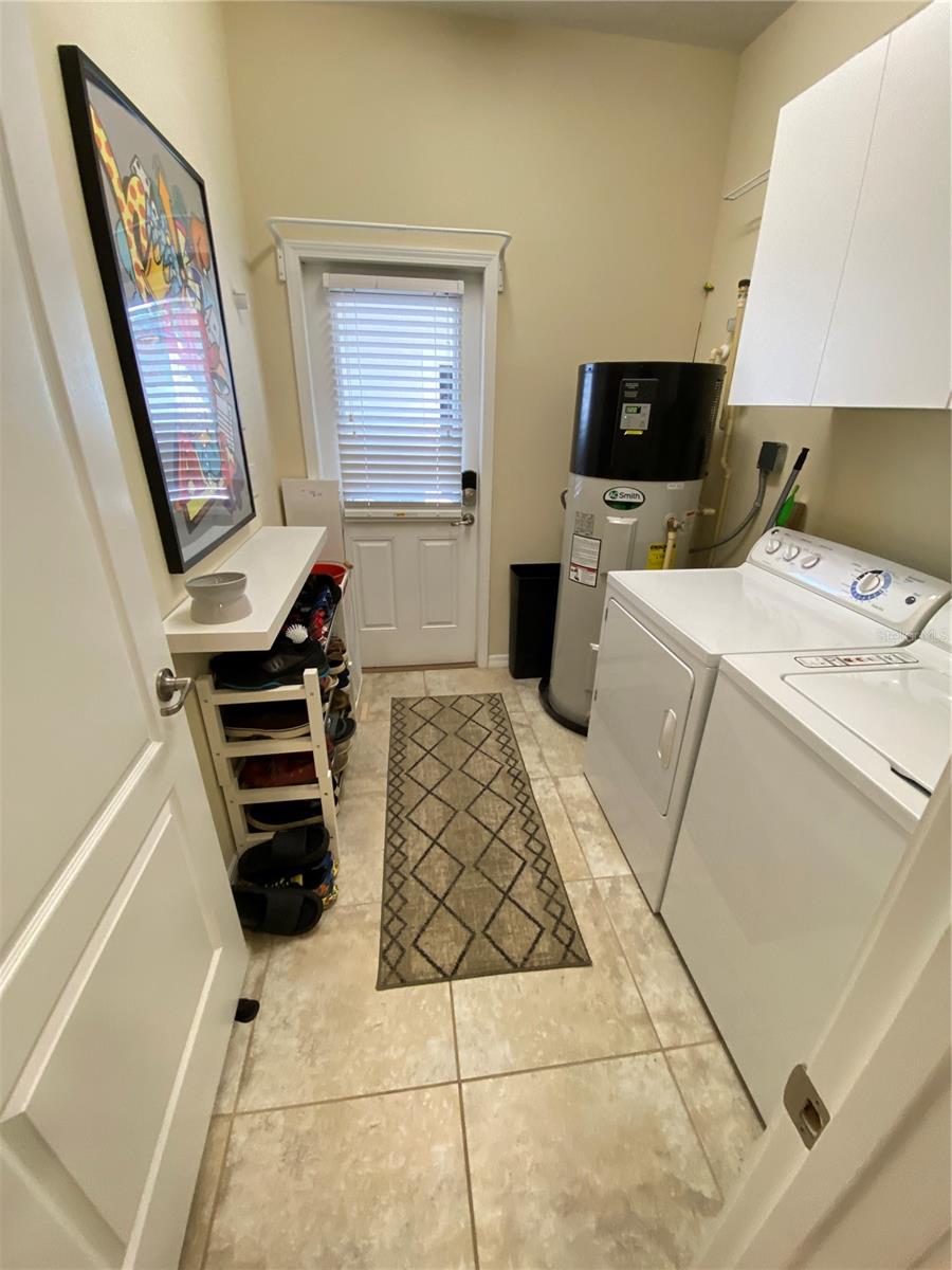 WINDERMERE SOUND - Residential Lease