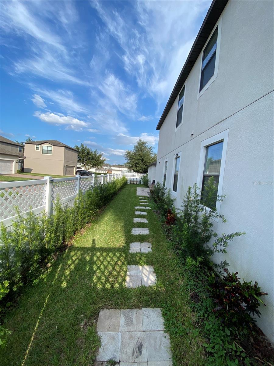 WINDERMERE SOUND - Residential Lease