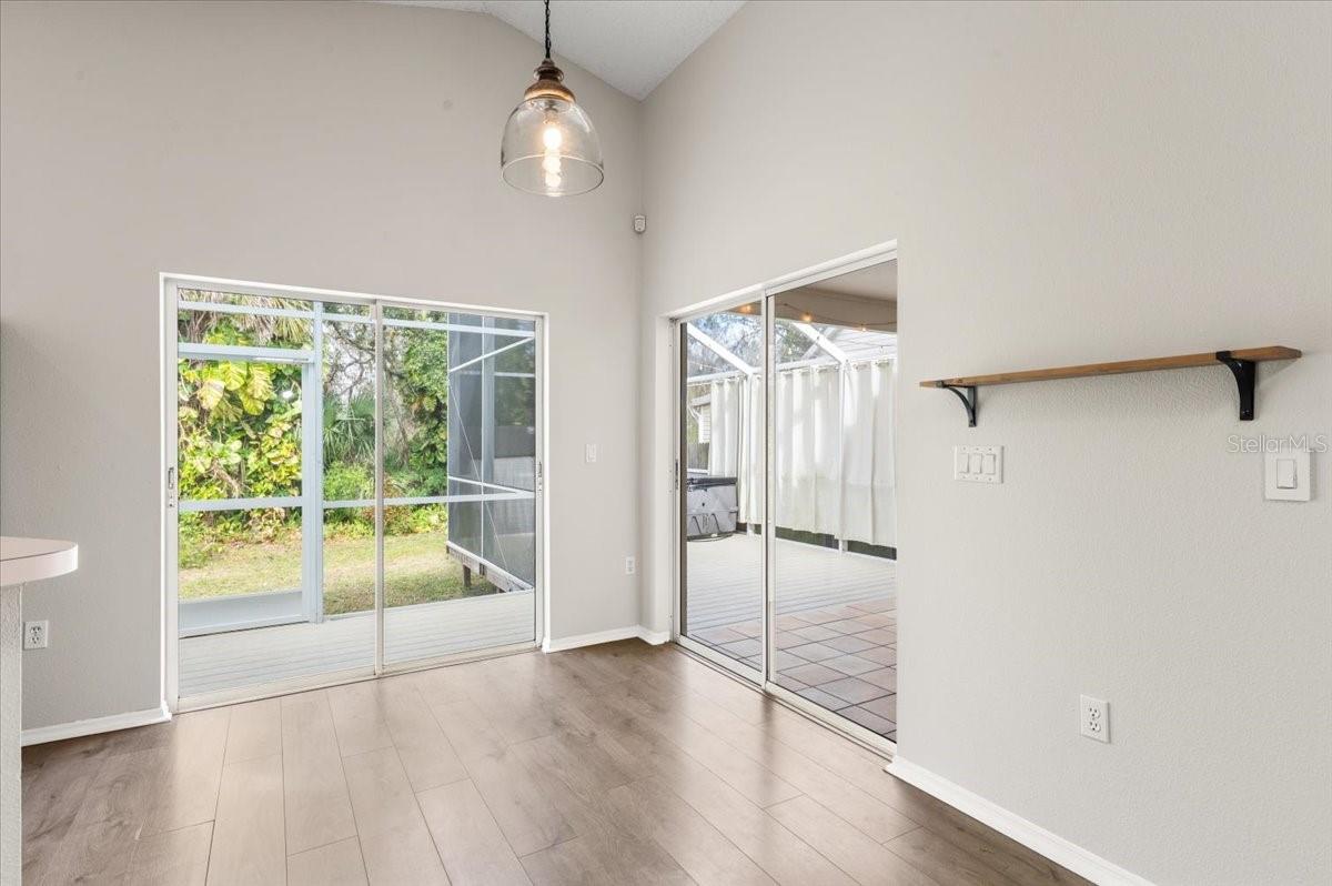 MAPLE HAMMOCK - Residential