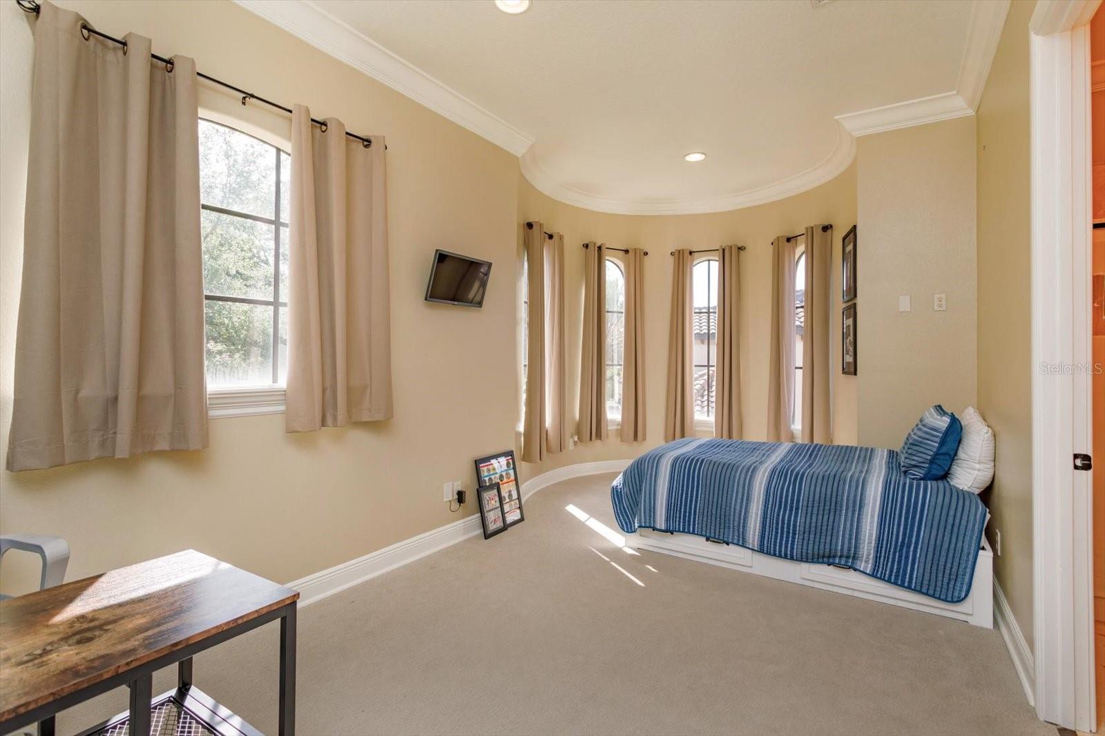 EMERSON POINTE - Residential