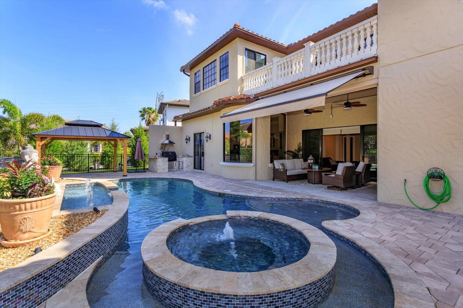 EMERSON POINTE - Residential