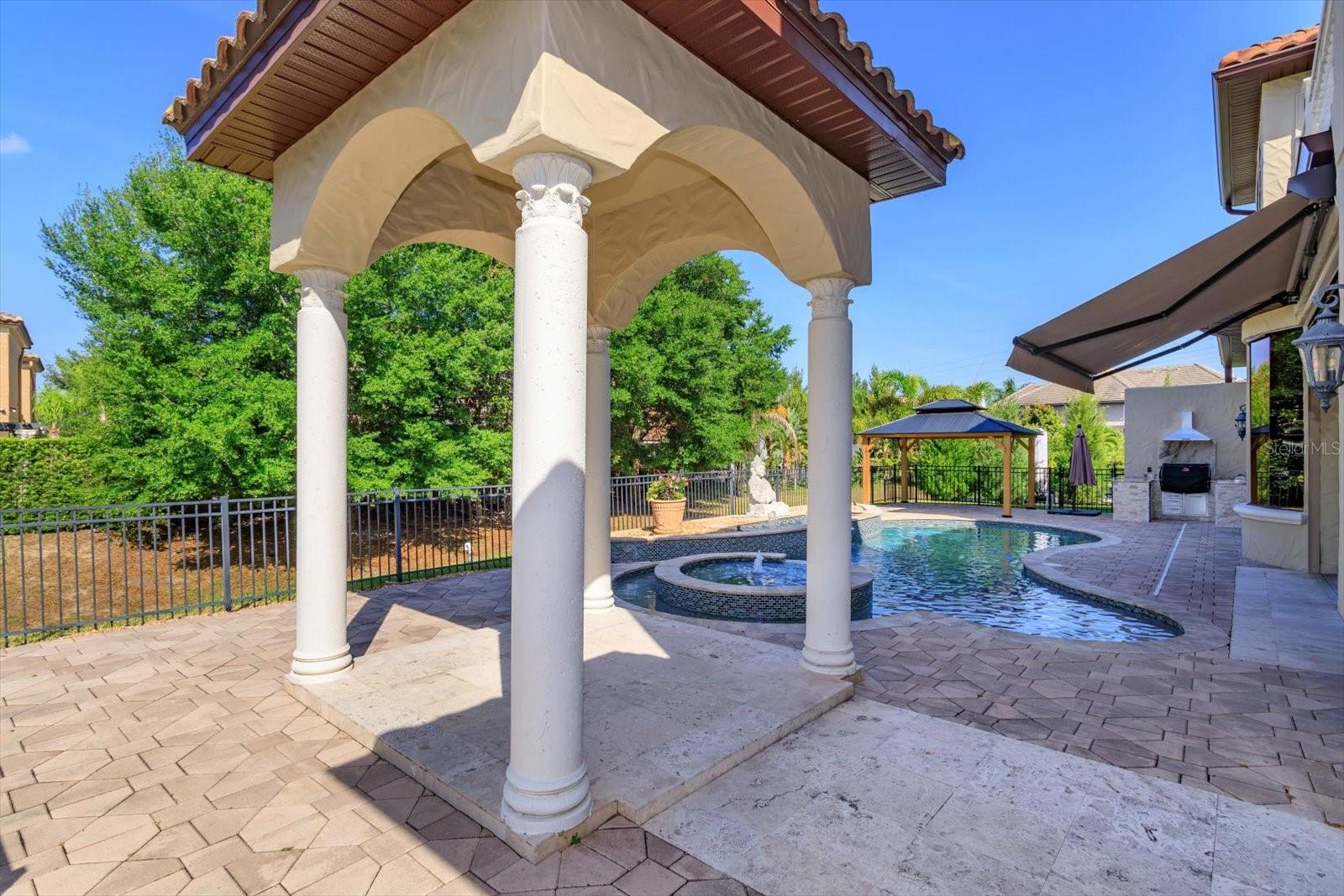 EMERSON POINTE - Residential