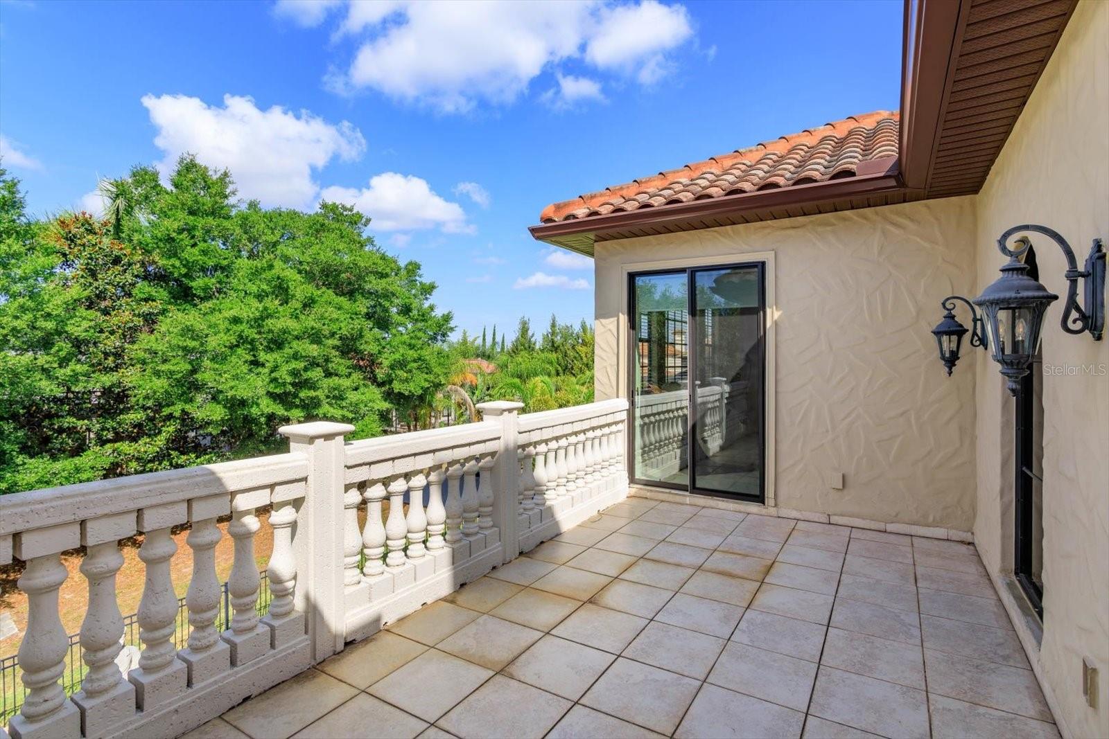 EMERSON POINTE - Residential