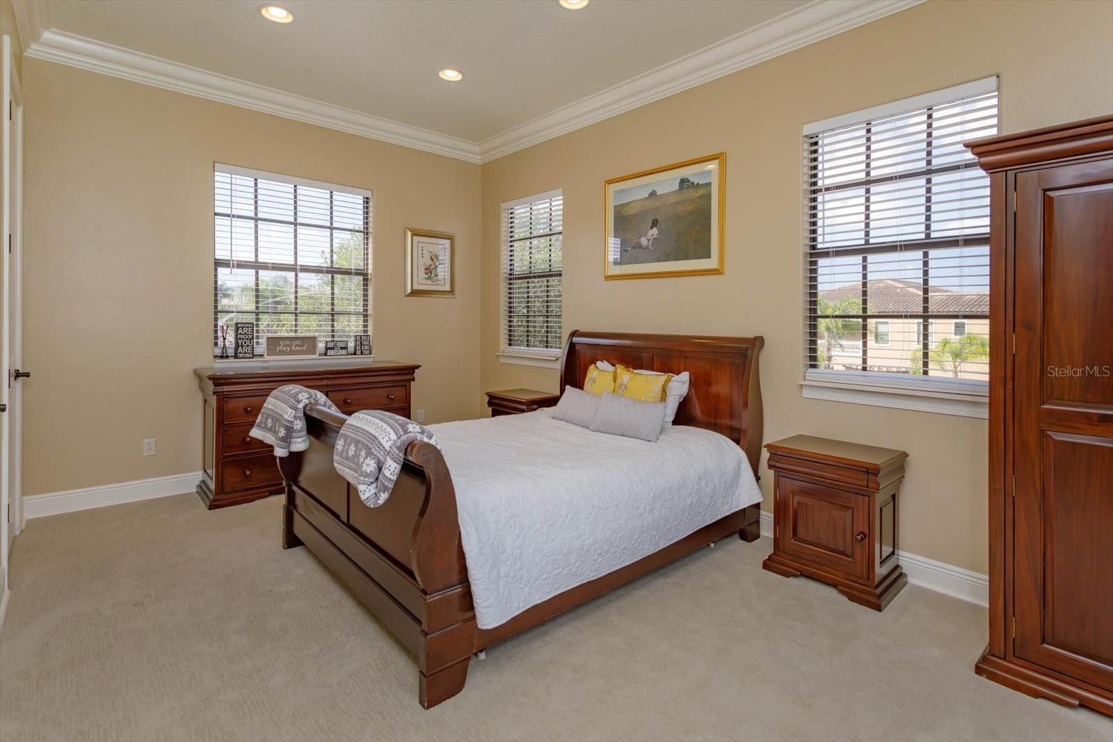 EMERSON POINTE - Residential