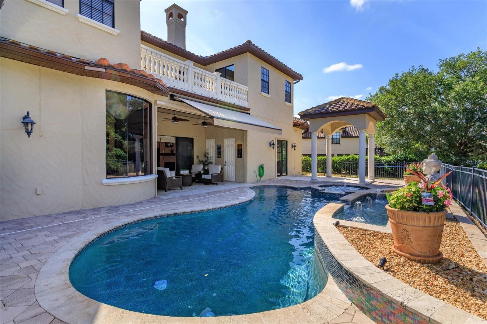 EMERSON POINTE - Residential