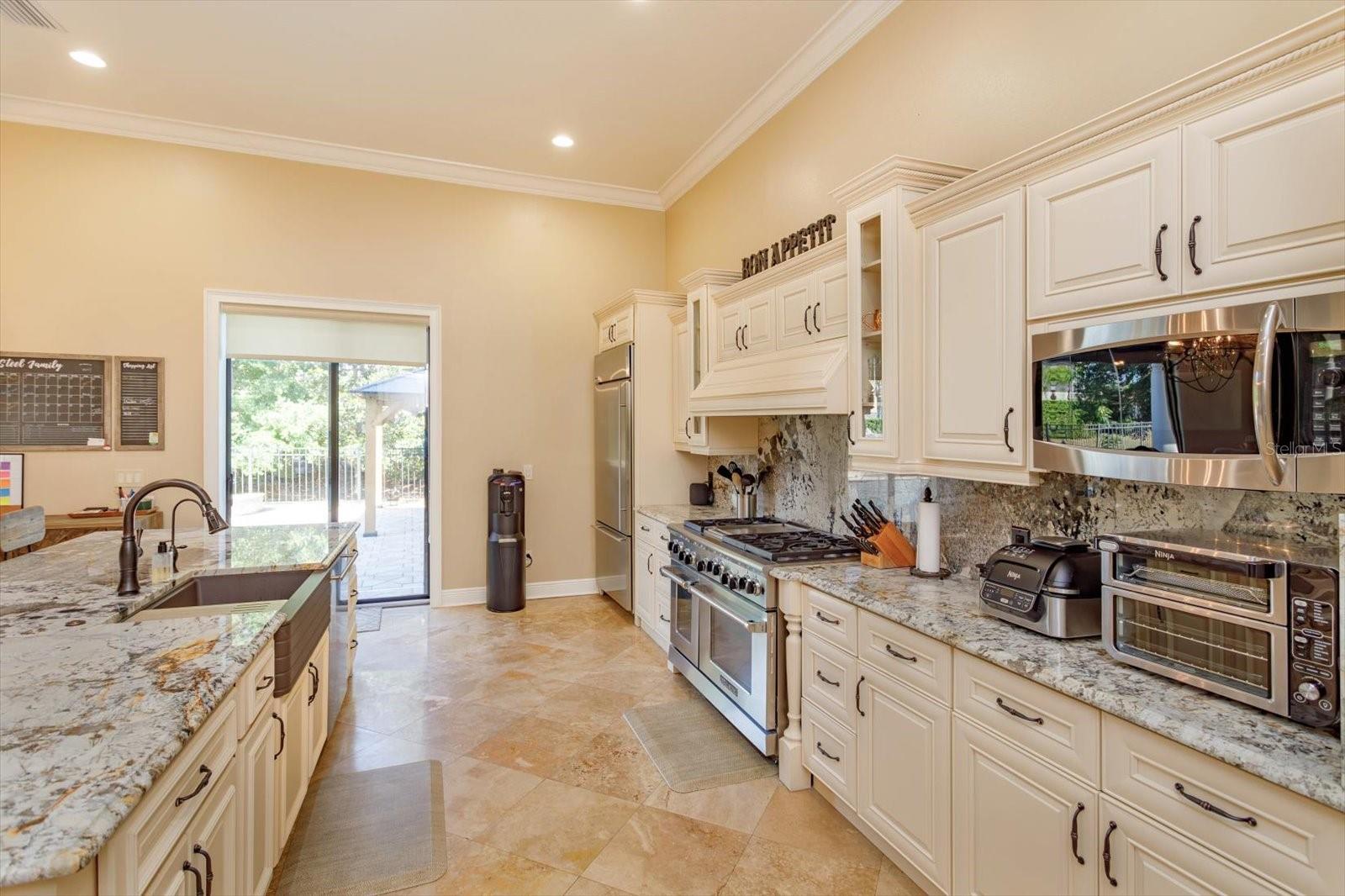 EMERSON POINTE - Residential