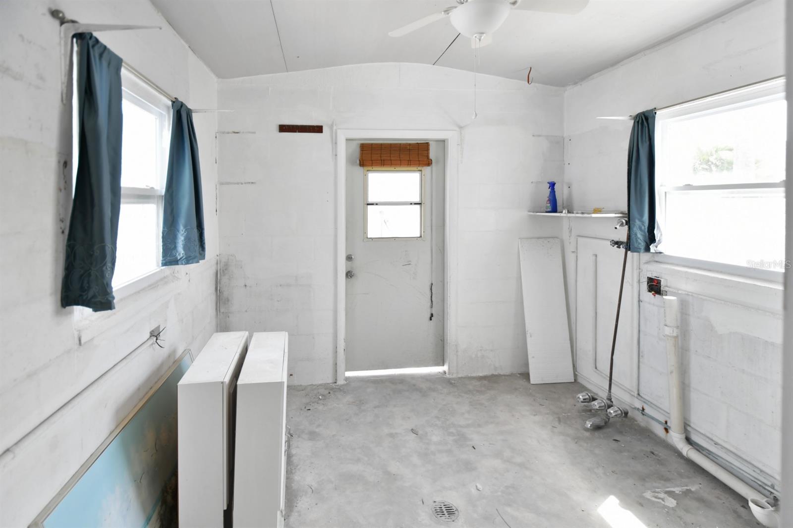 GULF SHORES 1ST ADD - Residential Income