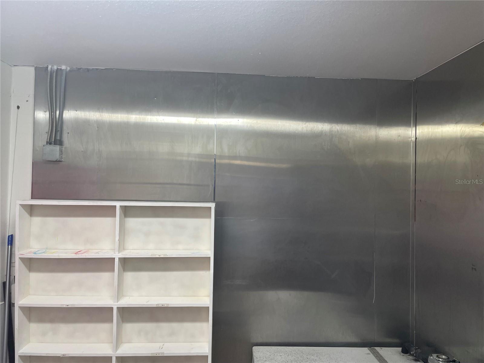 SUNSENT BEACH - Commercial Sale