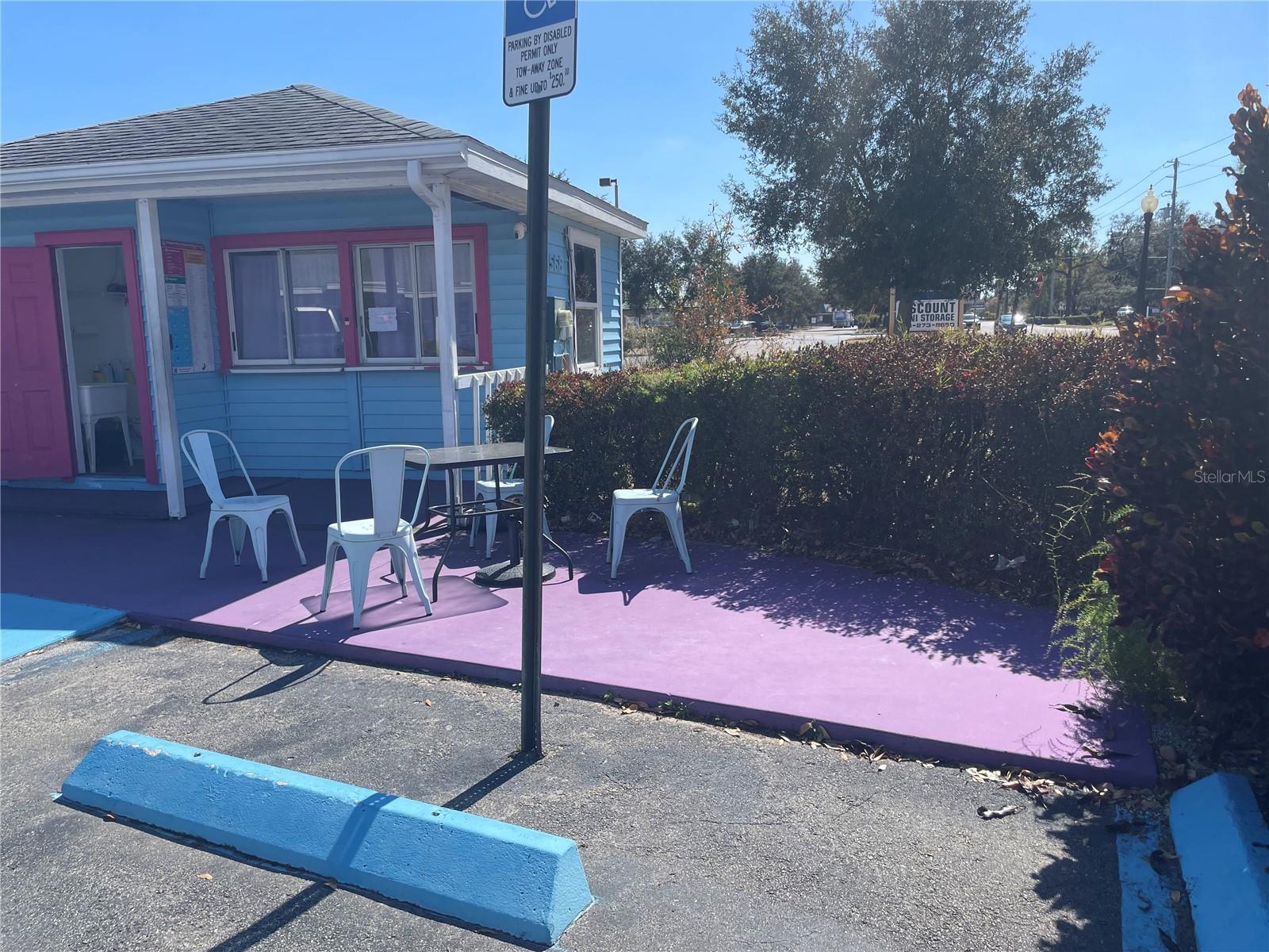 SUNSENT BEACH - Commercial Sale