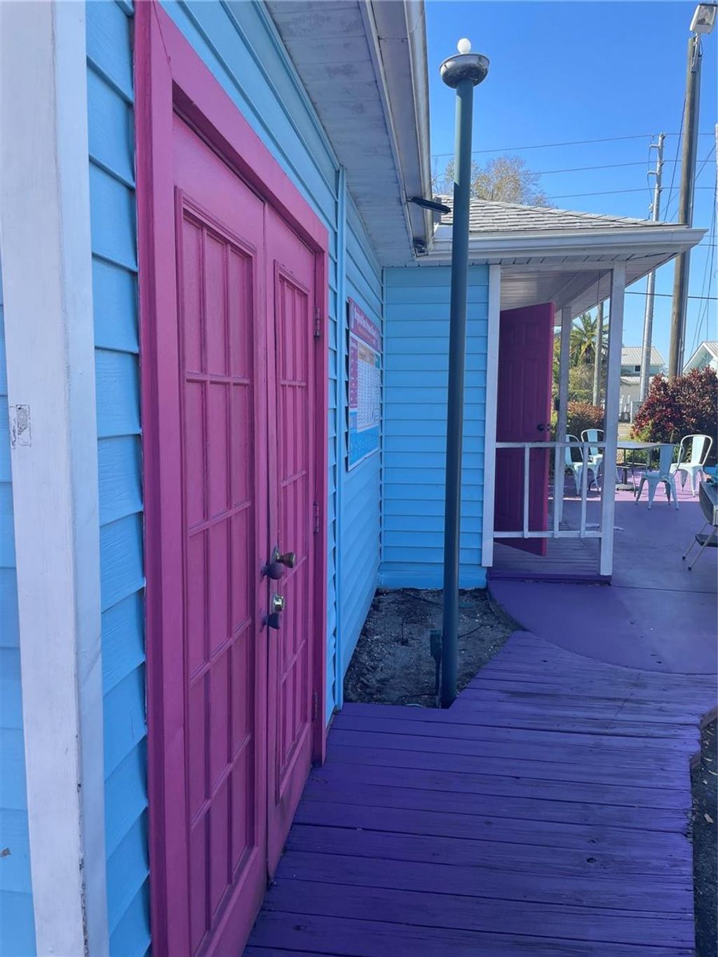 Photo of 1568 Lakeview Drive, Sebring, FL 33870 (MLS # TB8475104)