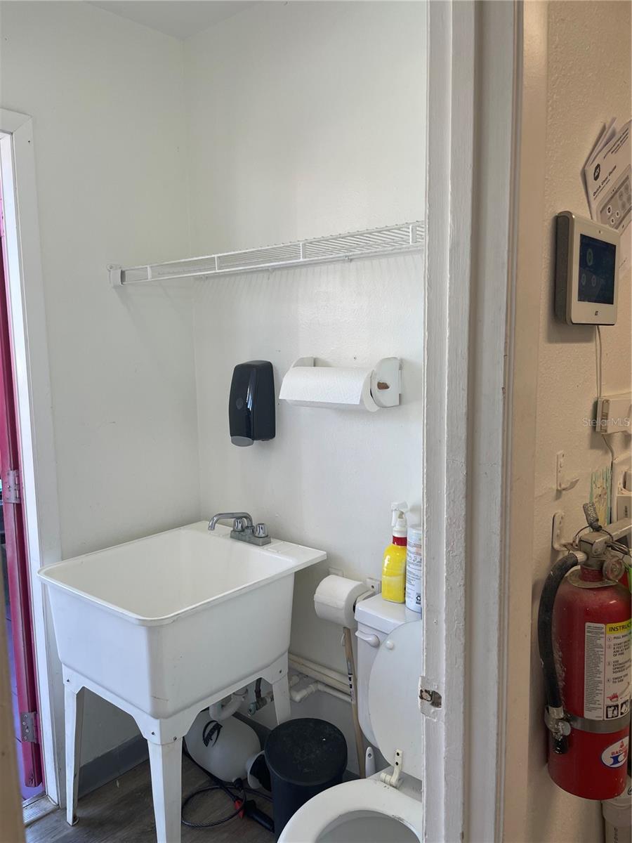 SUNSENT BEACH - Commercial Sale