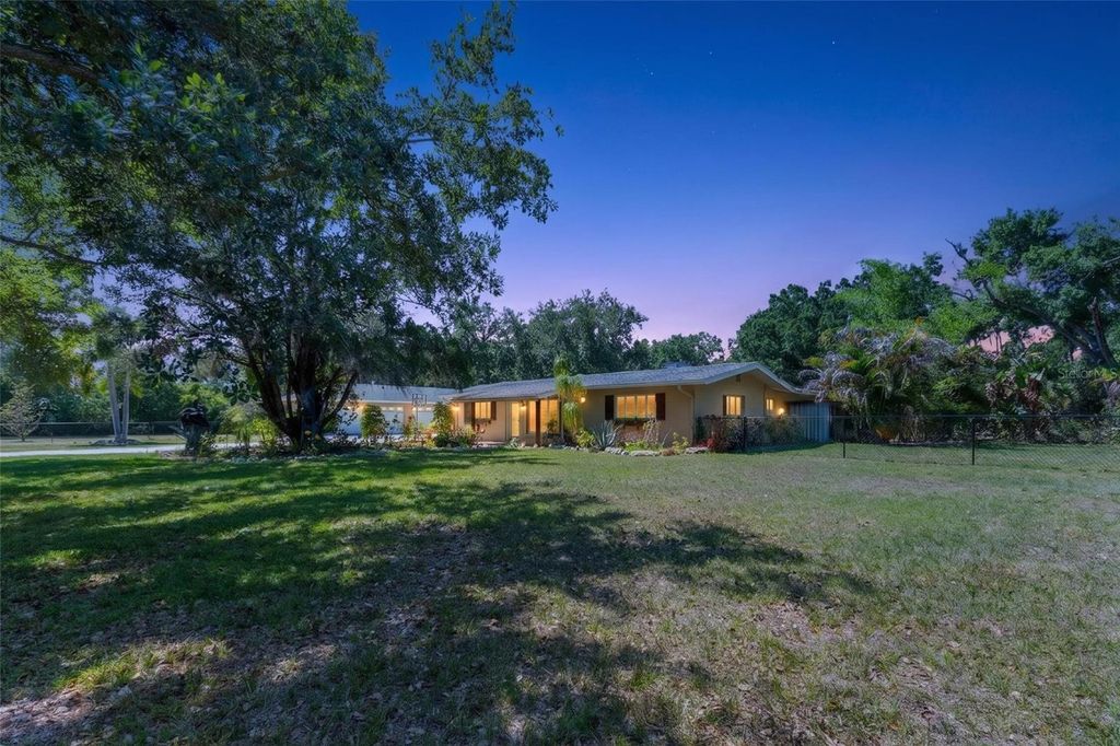 Photo of 2515 49th Street, Sarasota, FL 34234 (MLS # A4693948)