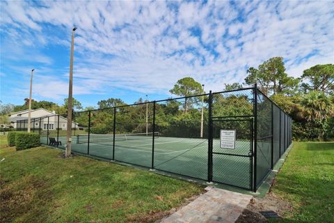 A home in PALM HARBOR