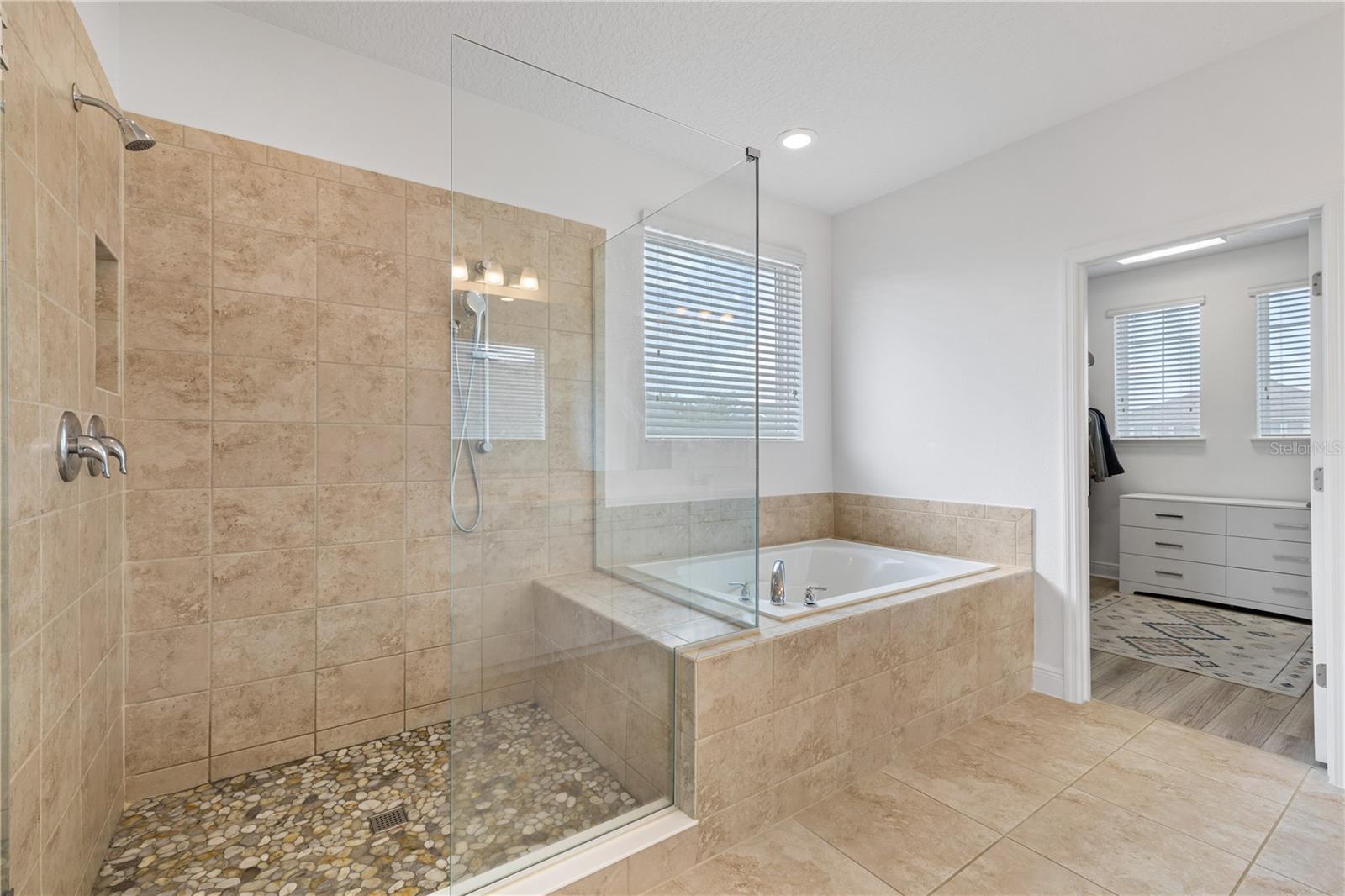 HIGHLANDS/SUMMERLAKE GRVS PH 2 - Residential