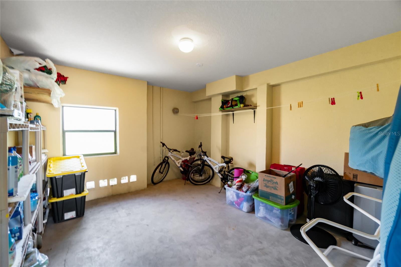 FOREST PARK PH 02 BLDG 09 - Residential