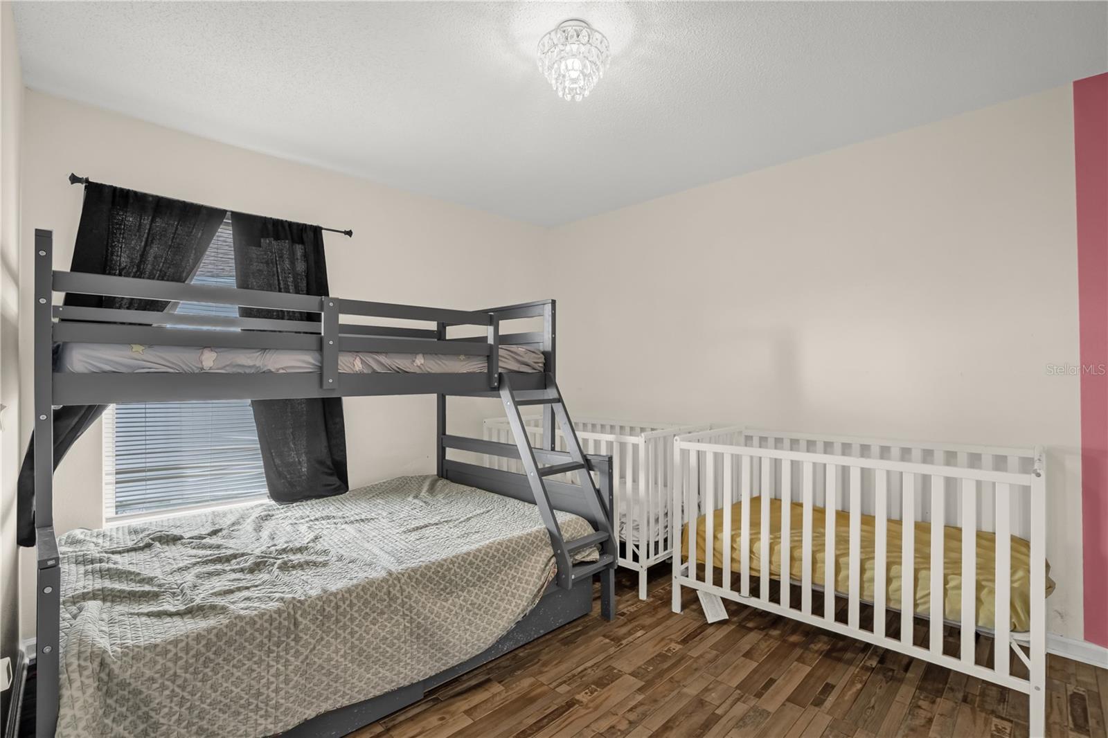 ROYAL RIDGE PH ONE ADD - Residential