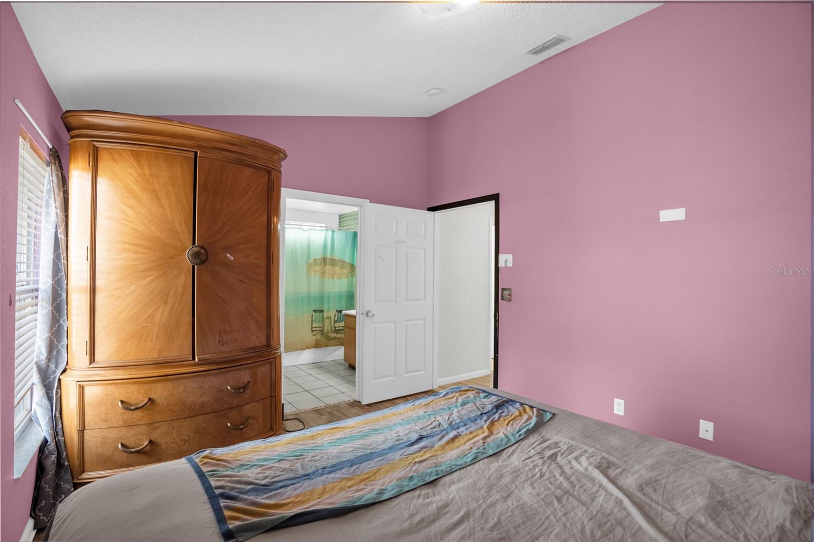 ROYAL RIDGE PH ONE ADD - Residential