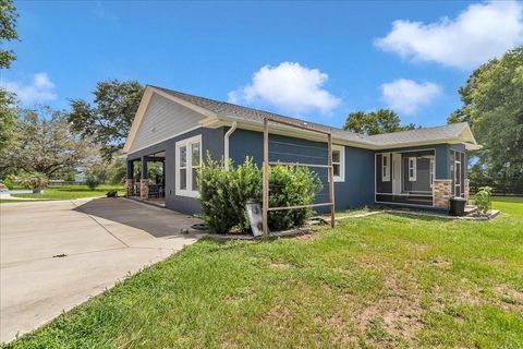 Tiny photo for 300 SE Highway 42, Summerfield, FL 34491 (MLS # OM703373)