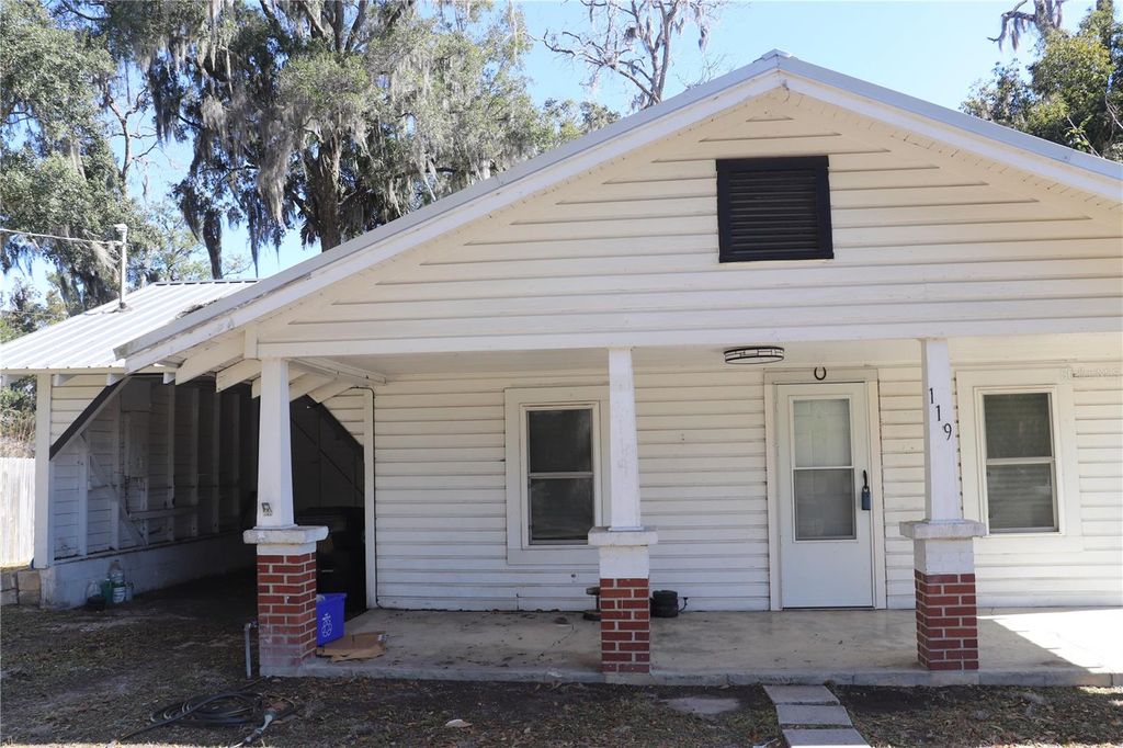 Photo of 119 NE 1st Street, Williston, FL 32696 (MLS # OM717937)