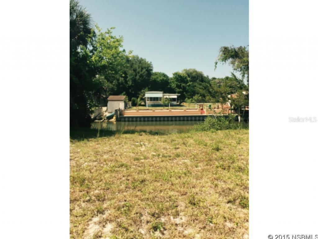 South Waterfront Park - Land