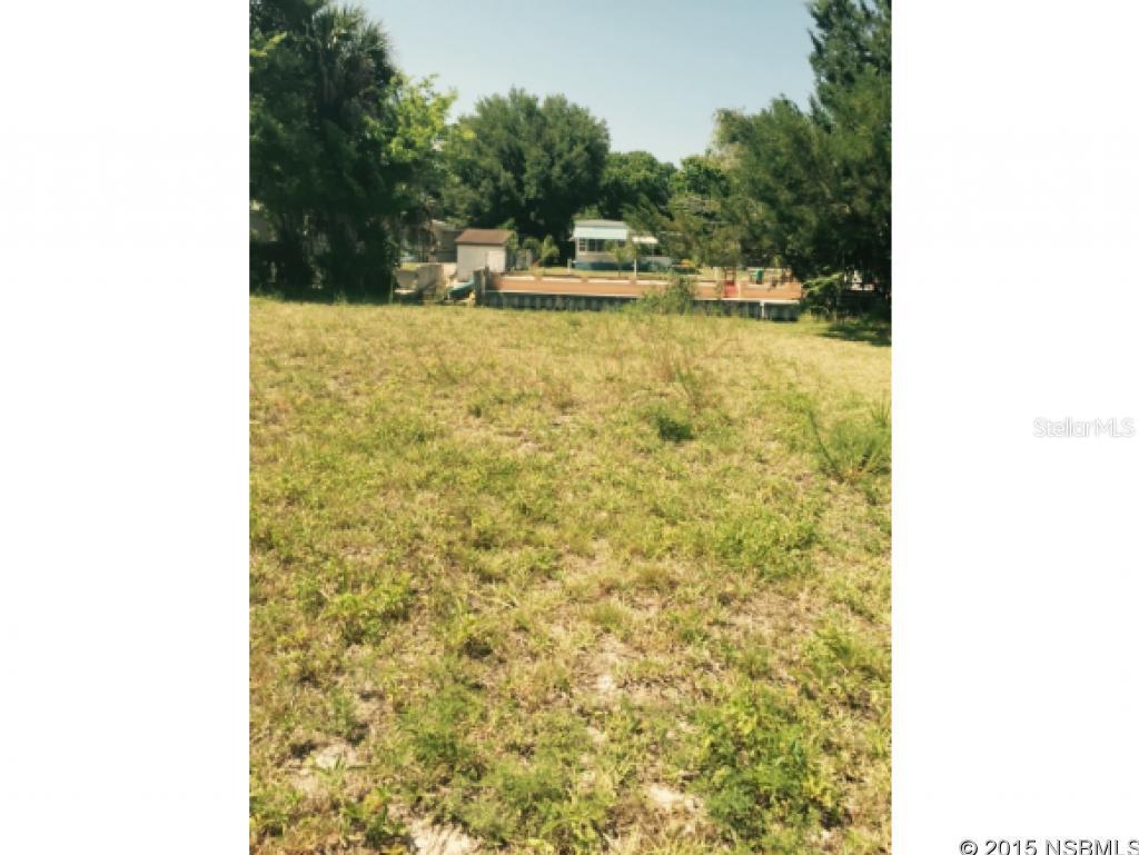 South Waterfront Park - Land