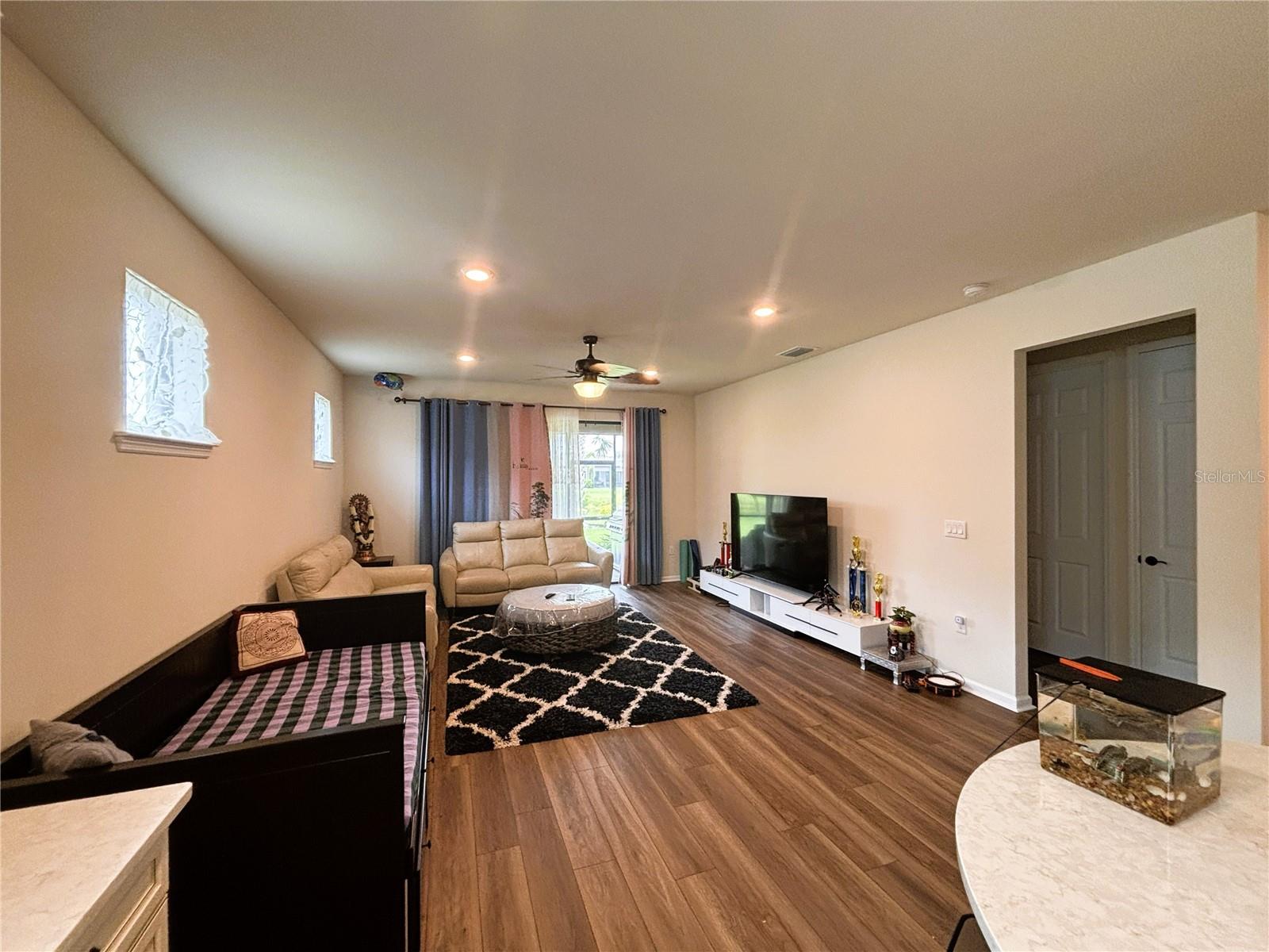 HAMMOCK PRESERVE PH 2A & 2B - Residential Lease
