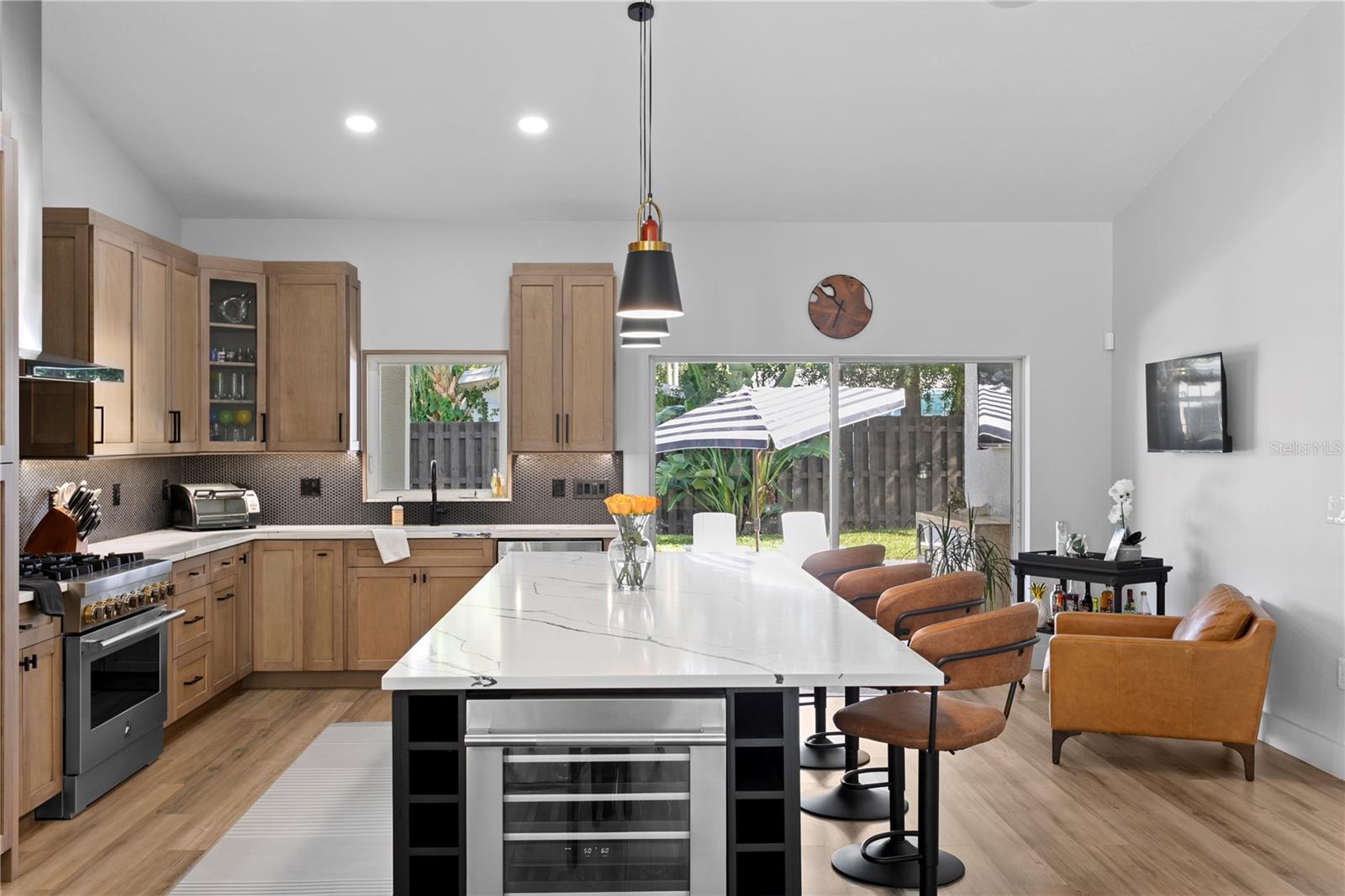 CARROLL LANDING - Residential Lease