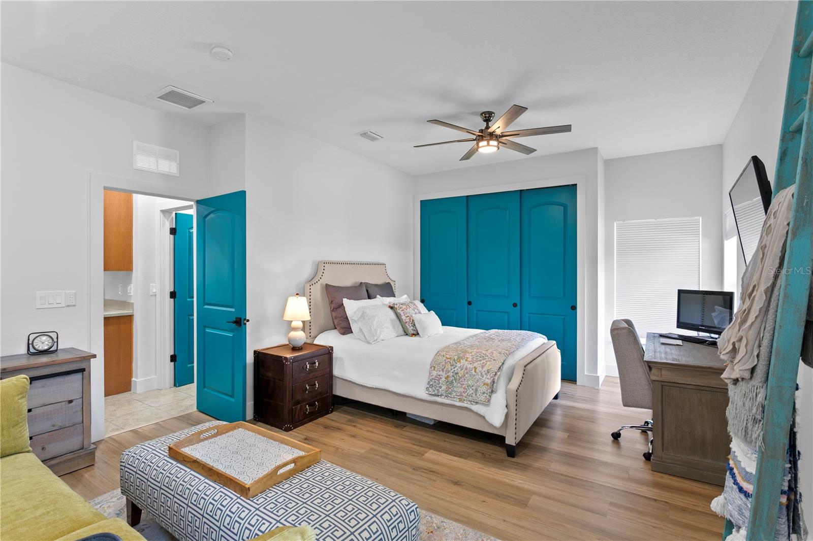 CARROLL LANDING - Residential Lease