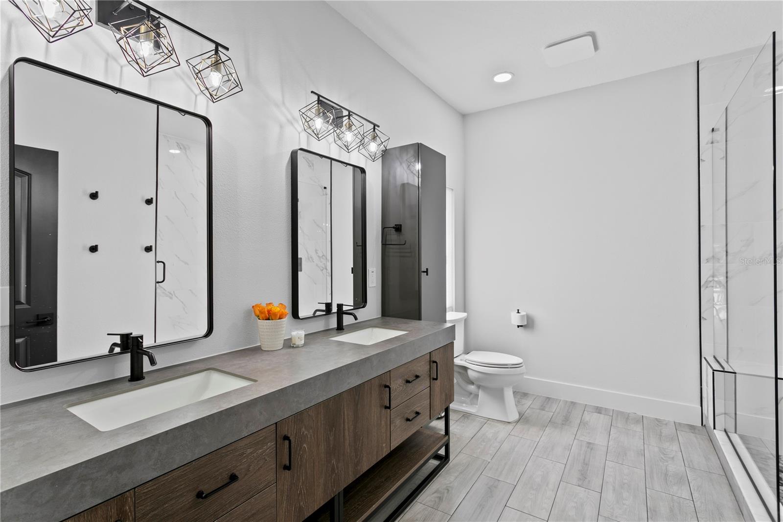 CARROLL LANDING - Residential Lease