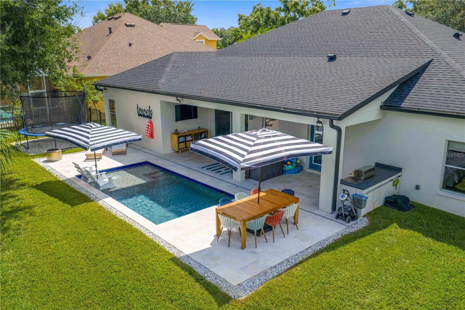 CARROLL LANDING - Residential Lease